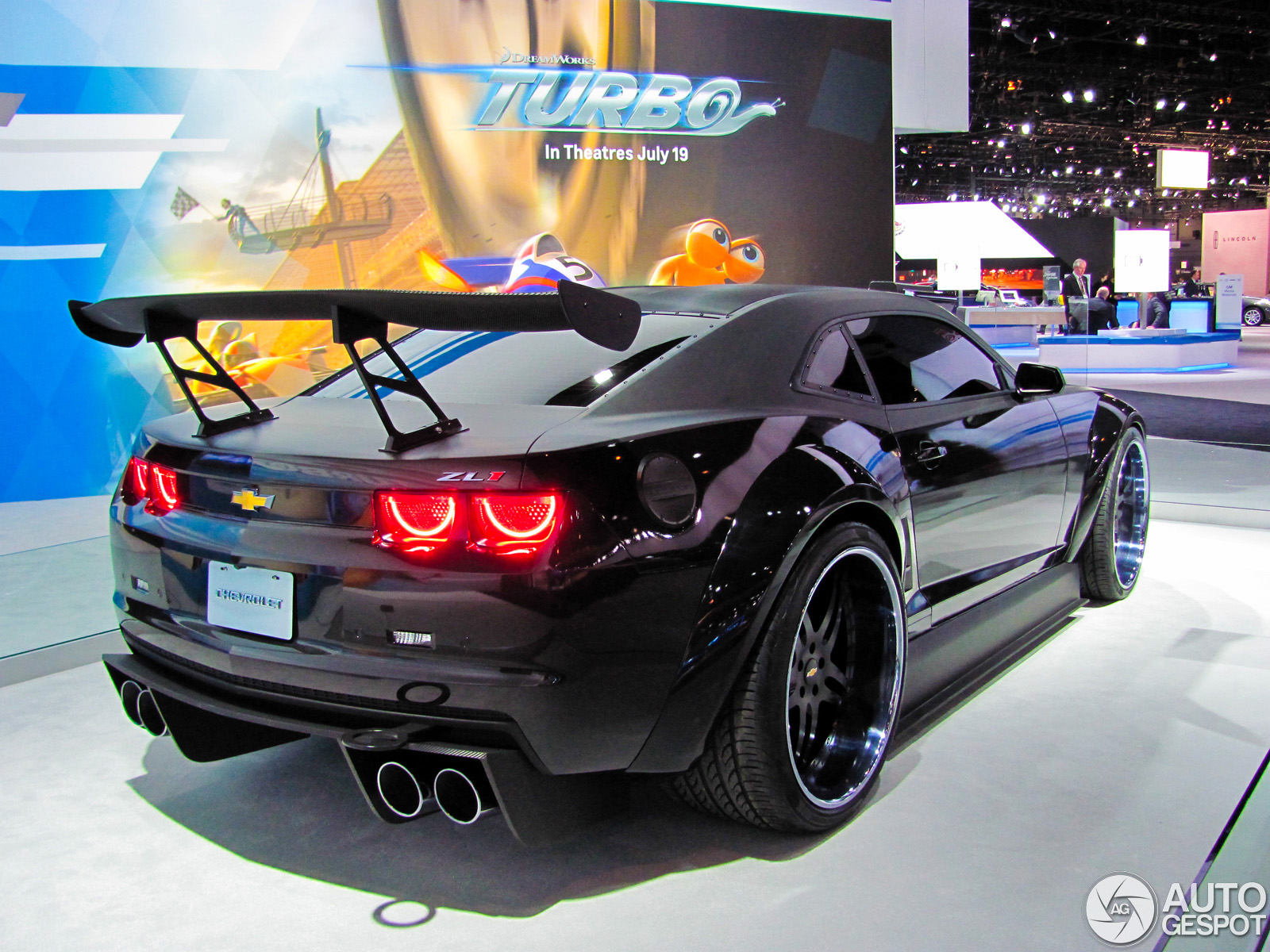 Chicago Motor Show 2013: Chevrolet "Turbo" Camaro Coupe